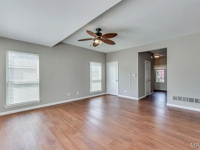 110 Hawks Haven Dr — Photo 13
