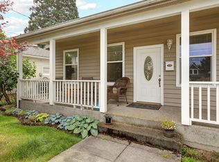 810 NE Sumner St, Portland, OR 97211