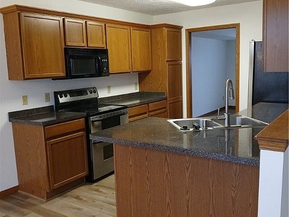 5th image of 618 Hidden Harbor Dr
