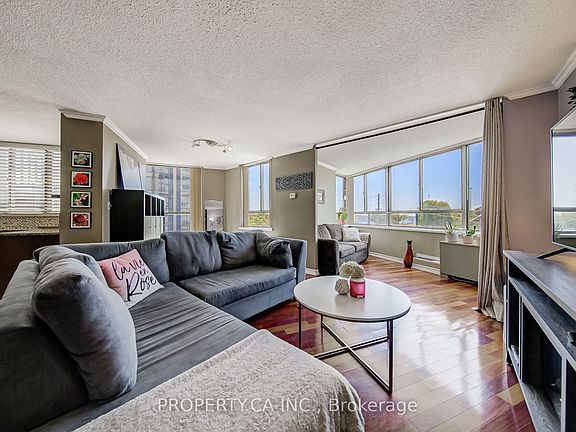 5th image of 270 Queens Quay W #302