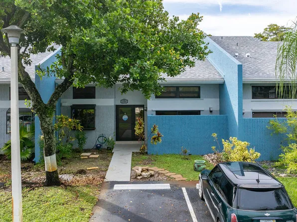 2840 S OAKLAND FOREST Drive #2703, Oakland Park, FL 33309