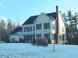 29 Robinson St, Brentwood, NH 03833