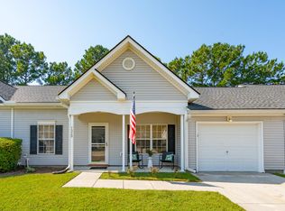 7320 Suncatcher Dr, Hanahan, SC 29410