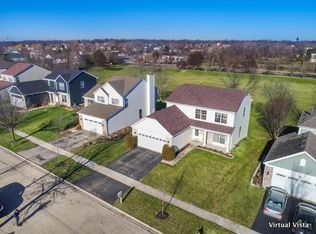 472 Columbine Ln, Bolingbrook, IL 60440