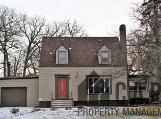 5687 Massachusetts St, Merrillville, IN 46410