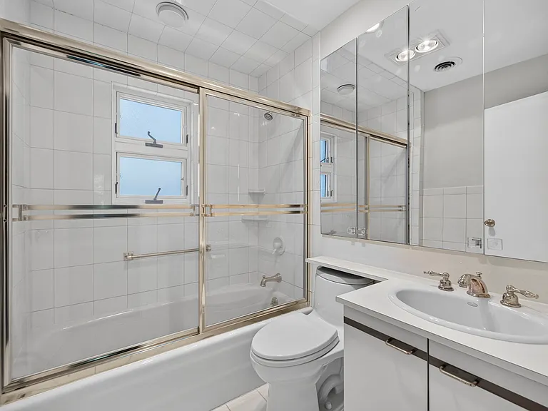 16 Randolph Ter — Photo 18