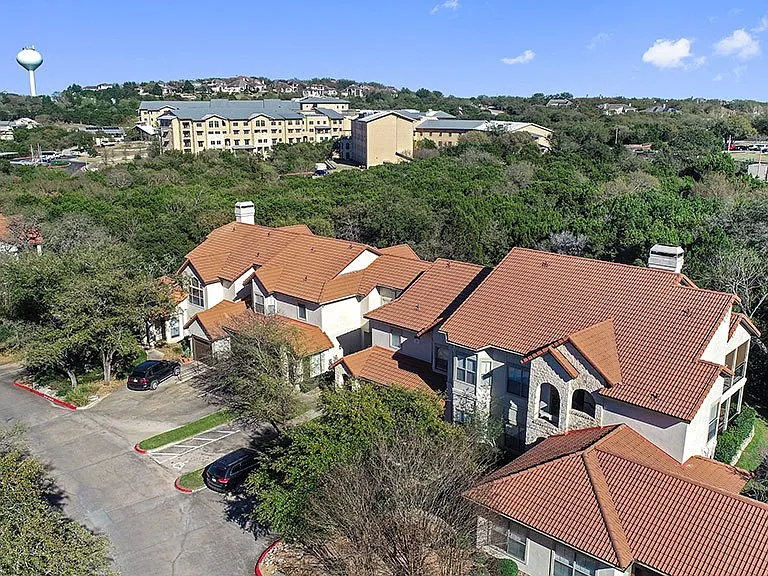Barton Creek Villas — Photo 33
