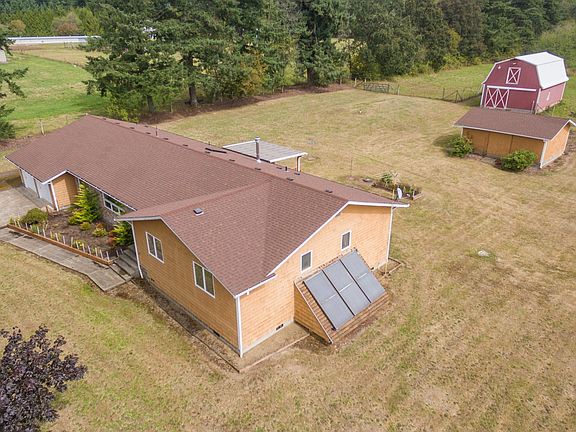 3rd image of 18411 NE 231st Way