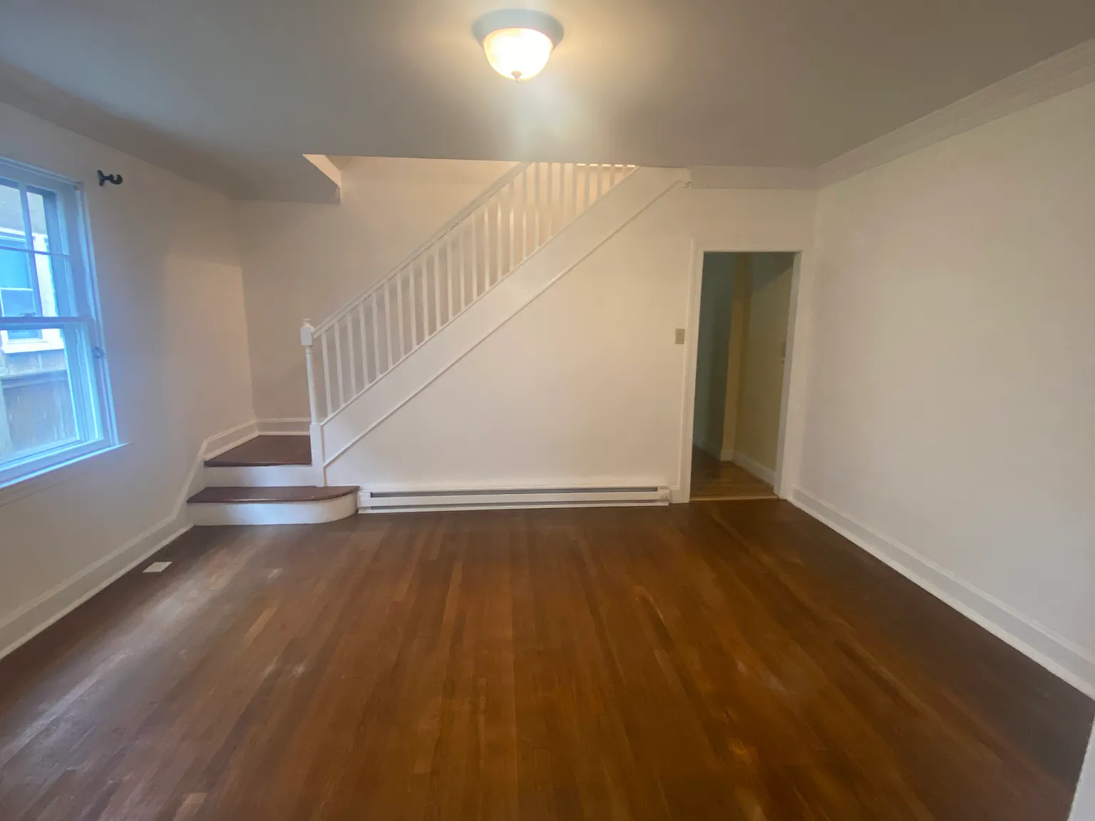 2 bed, 1.5 bath, 1325 sqft, $1,550 — Photo 4