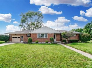 111 Beckenham Rd, Englewood, OH 45322