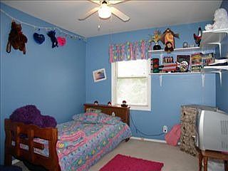 5th image of 1882 Carnation Ct Unit B