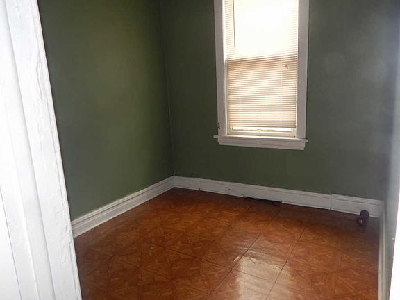 5th image of 6610 S Hoyne Ave