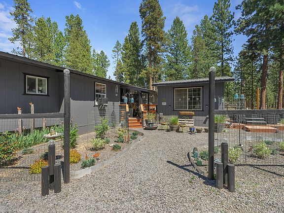 2nd image of 14773 N Sugar Pine Way