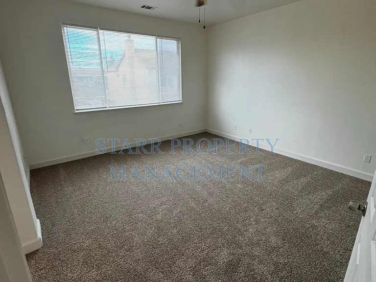 2046 Solothurn Way — Photo 17
