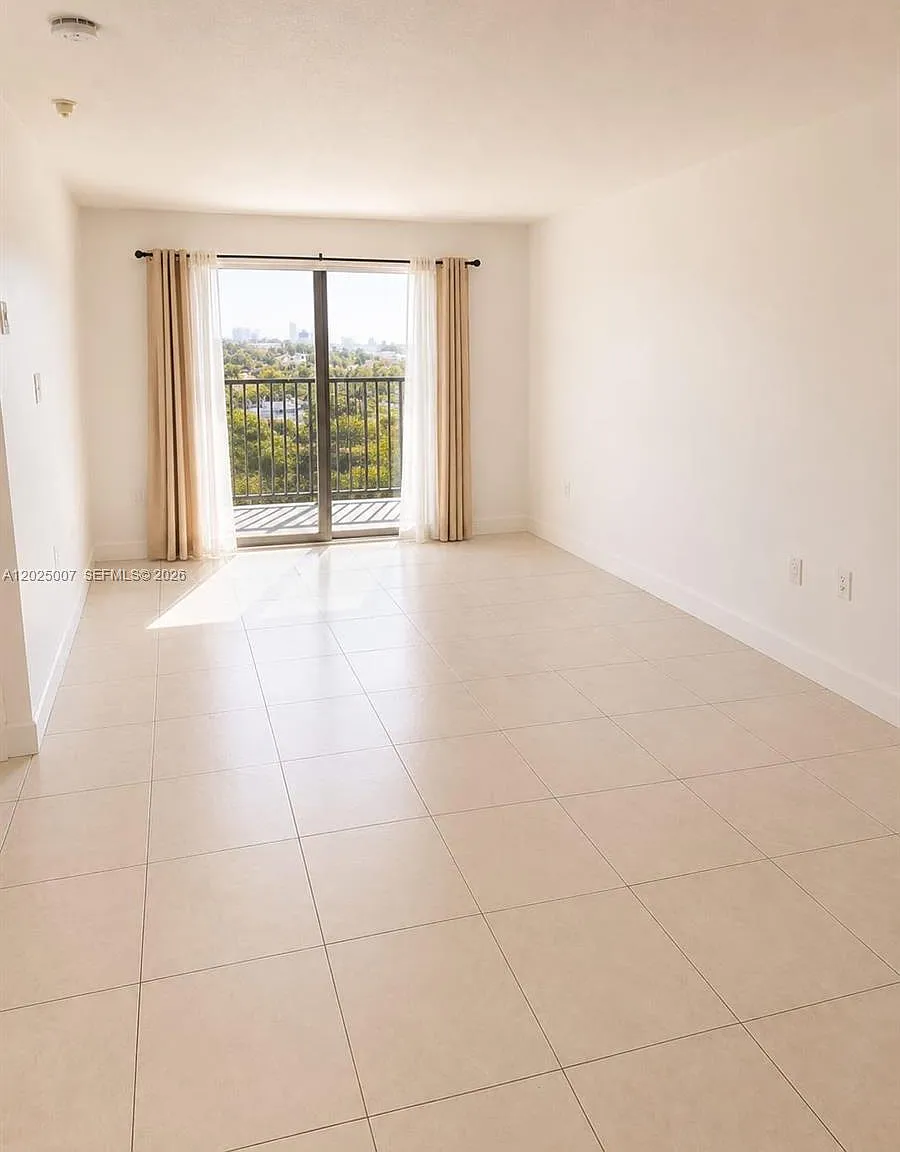 The Normandy Condo — Photo 3