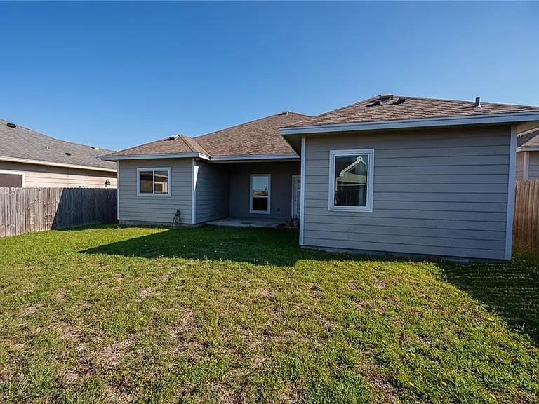 7205 Lake Placid Dr — Photo 17