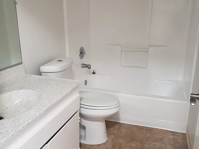 Sunnyside Townhomes — Photo 9