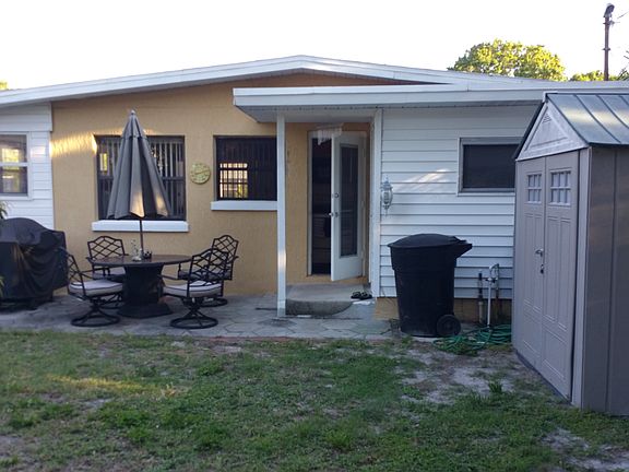 3rd image of 2145 42nd Ave N