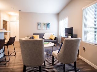 1001 S 192nd Ct UNIT 90, Elkhorn, NE 68022