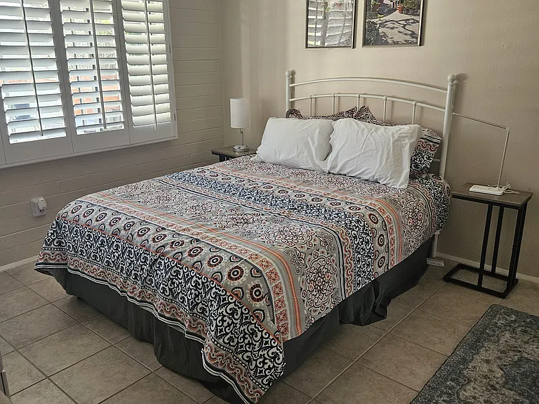 424 S Paseo Madera #B — Photo 9