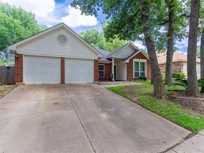 3208 Oleander Ct, Bedford, TX, 76021