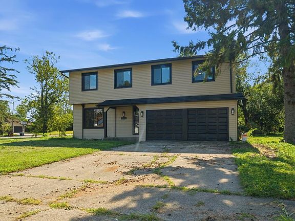 2nd image of 1043 Ashridge Ln