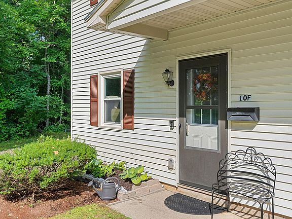 3rd image of 86 Pinecrest Drive #10F