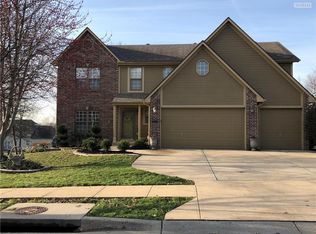 8923 NE 92nd Ter, Kansas City, MO 64157