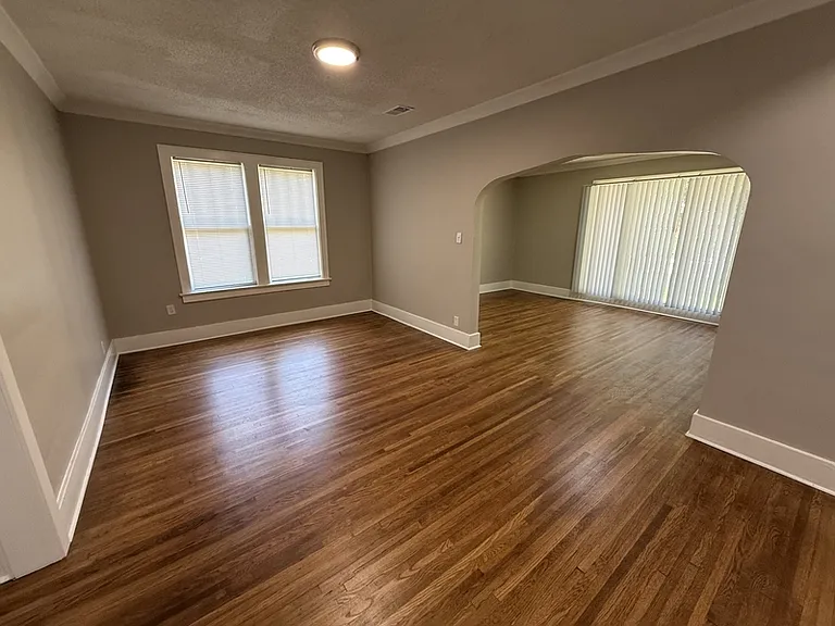 753 N Evergreen St — Photo 13