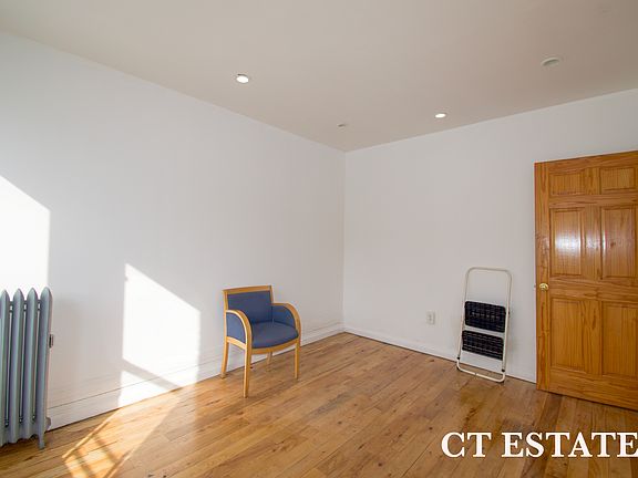 5th image of 660 Georgia Ave Floor 1