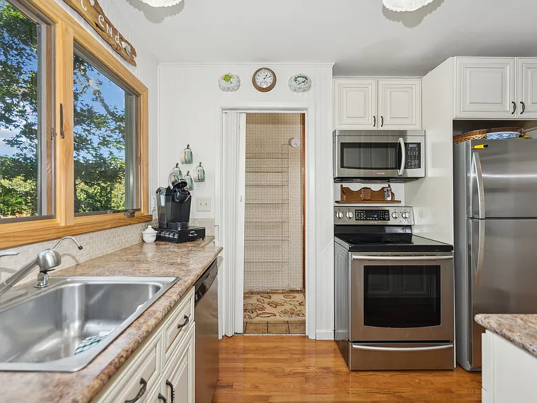 5 Doris Ln — Photo 14