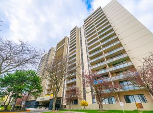 177 Linus Rd #905, Toronto, ON M2J4S5