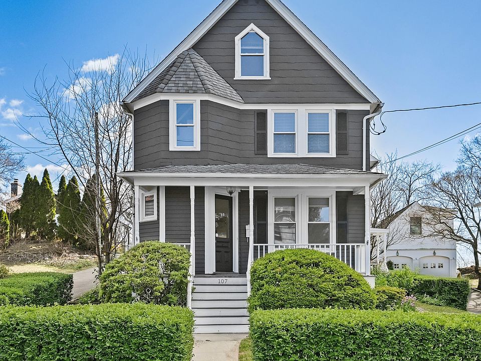 1st image of 107 Havemeyer Pl