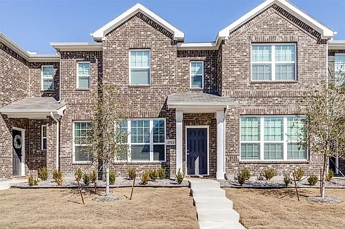 2921 Mare Dr Photo 1