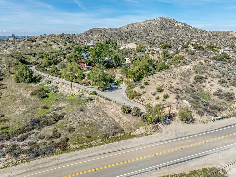 45491 Sage Rd — Photo 35