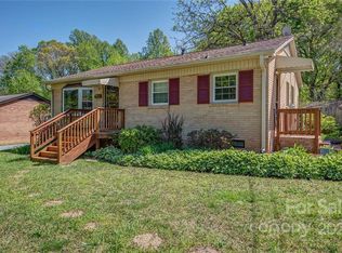1211 Cardinal Dr, Gastonia, NC 28052