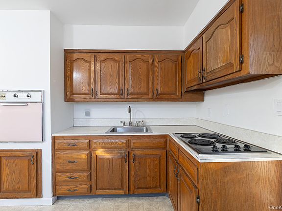 4th image of 3 Exeter Road