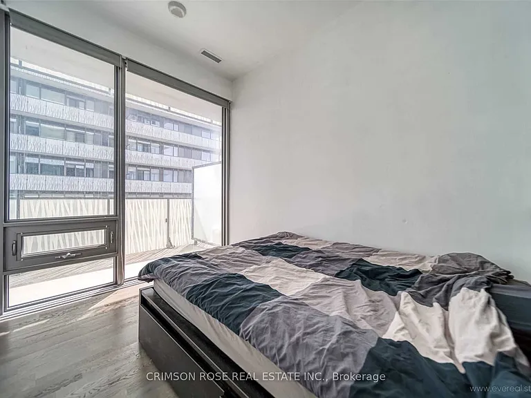 42 Charles St E #5006 — Photo 16