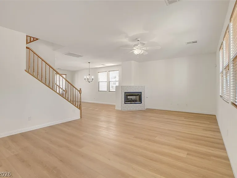 10808 Wallflower Ave — Photo 7