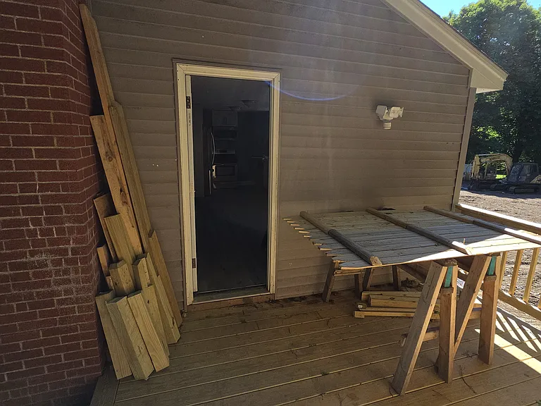 132 W Stafford Rd — Photo 5