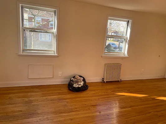 Rented by Voro Purple LLC | media 24