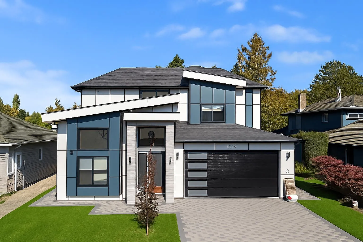 6079 44a Ave photo 1
