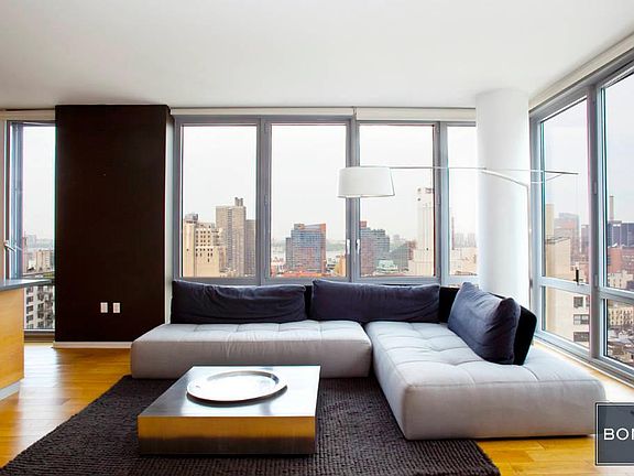 4th image of 310 W 52nd St APT 19A