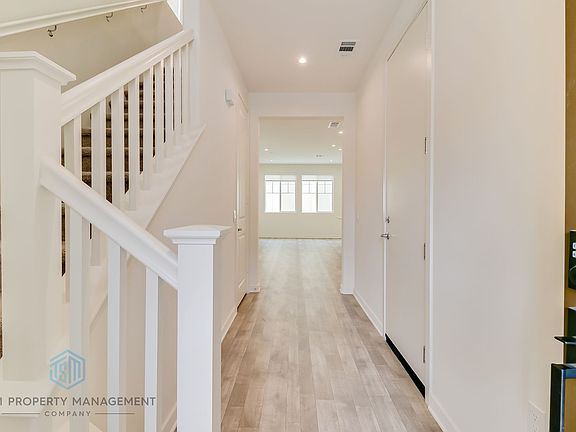 3rd image of 16076 Jaegar Ln