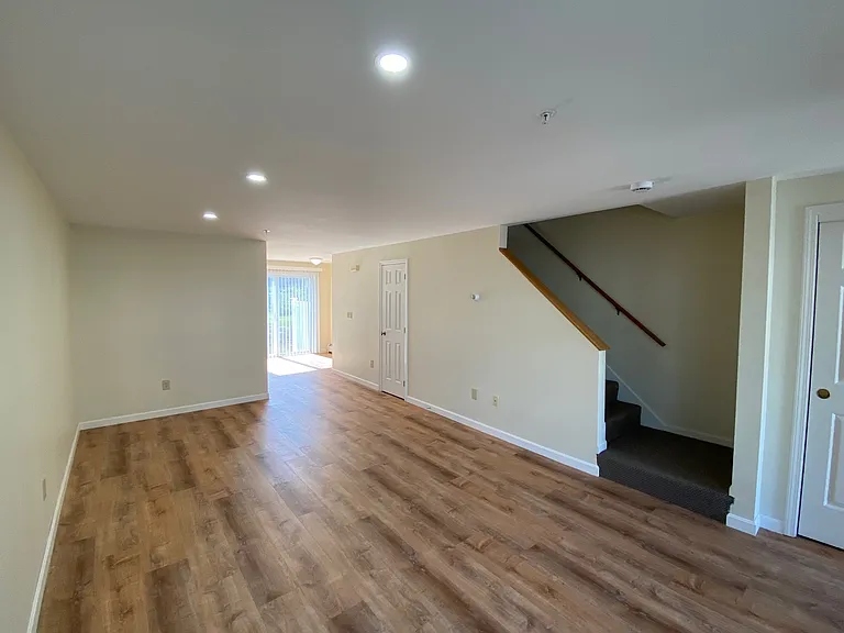 Oak Terrace Townhomes — Photo 50