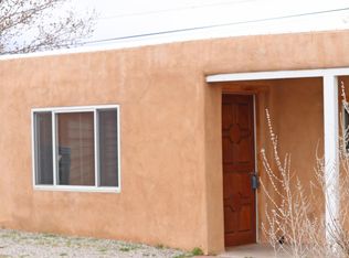 417 Chama St NE, Albuquerque, NM 87108