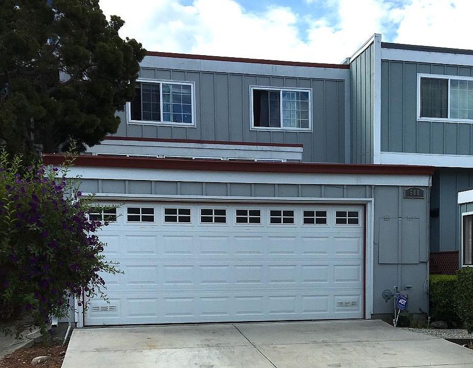 1st image of 608 Port Dr