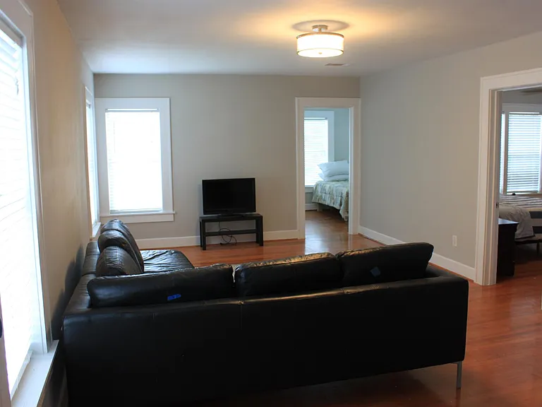 4720 Crawford St #2 — Photo 7