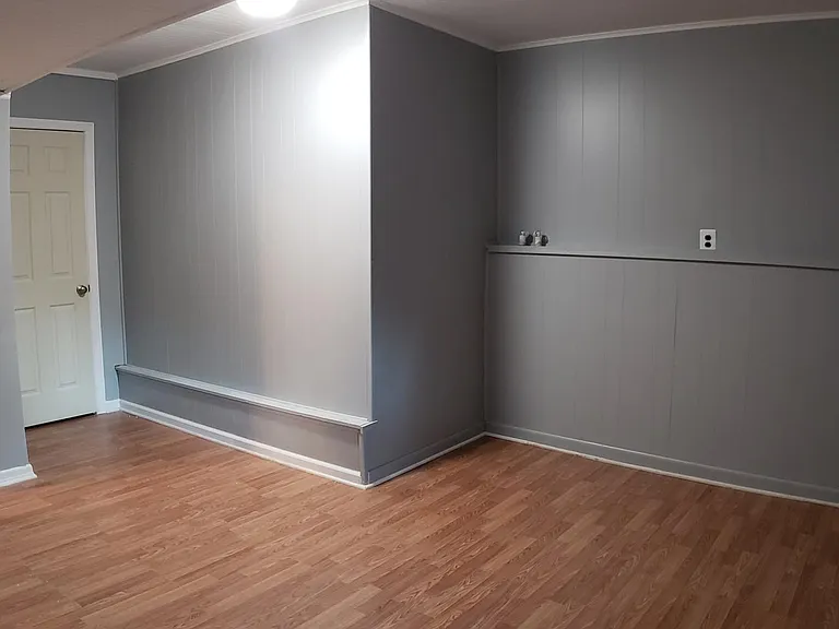 105 W Lakeview Rd #B — Photo 7
