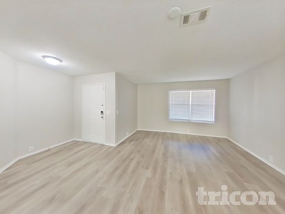 3rd image of 4512 Merlot Dr